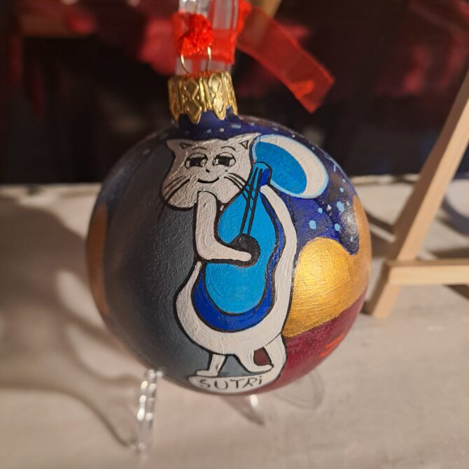 Palla di Natale con i Gatti Suonatori